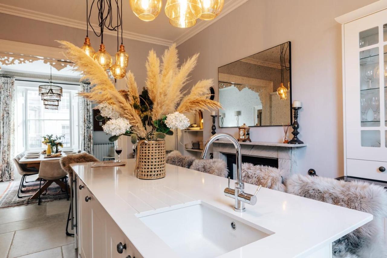 Central Townhouse With Garden & Free Parking Bath Exteriör bild
